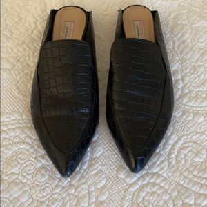 EUC Kristin Cavallari black crocodile slip on’s